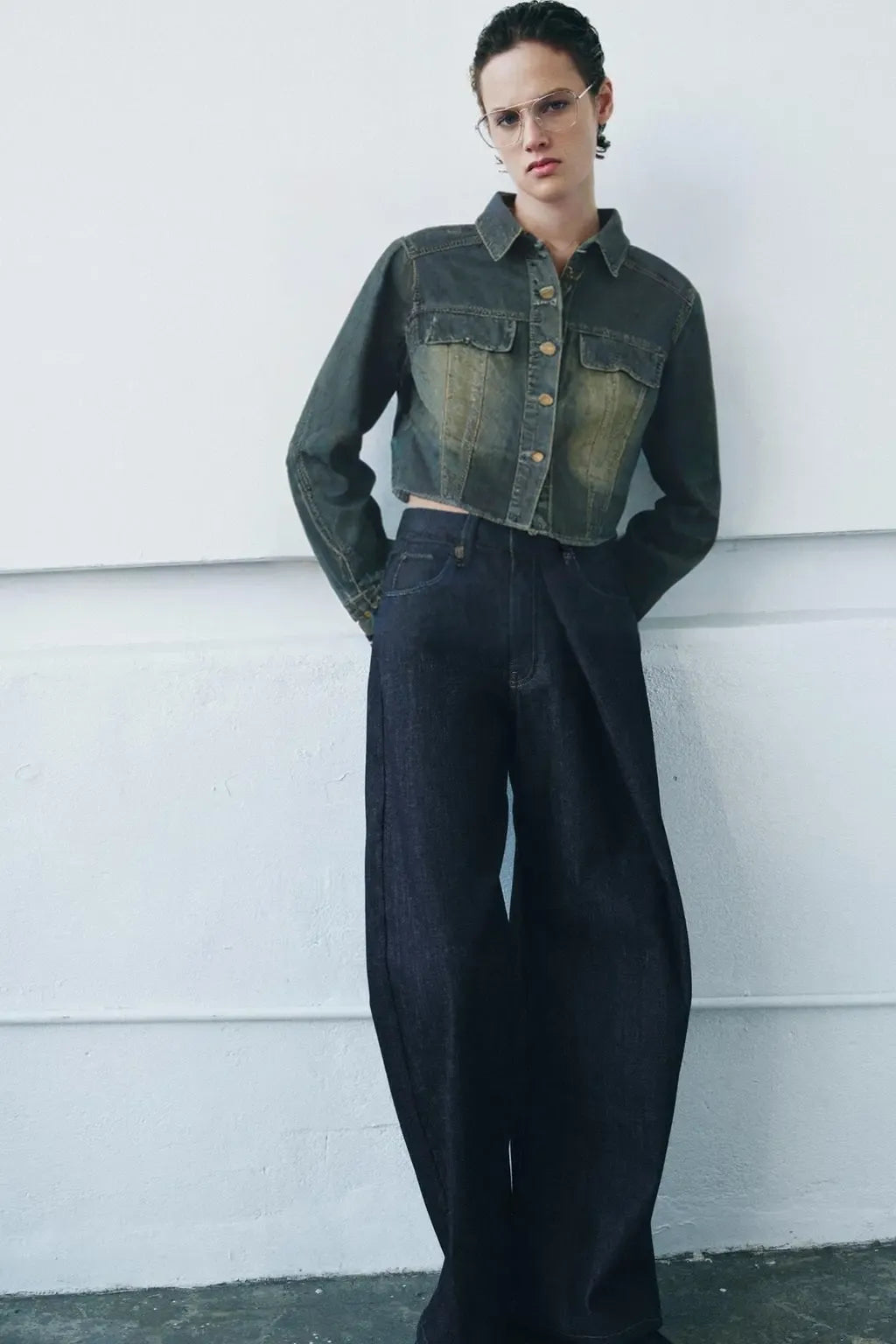 WOMEN DENIM CROP SHIRT