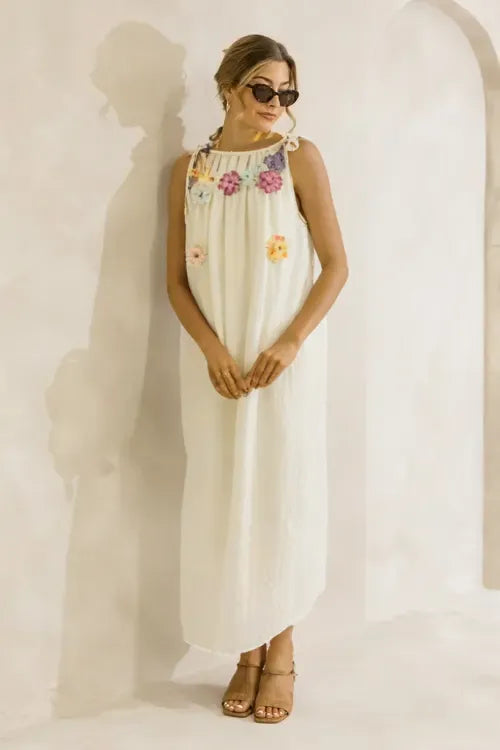 WOMEN SLEEVELESS TOP