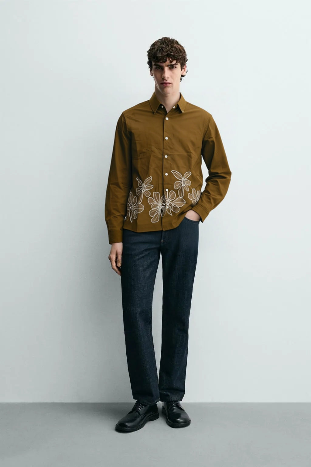 MEN EMBROIDERED SHIRT
